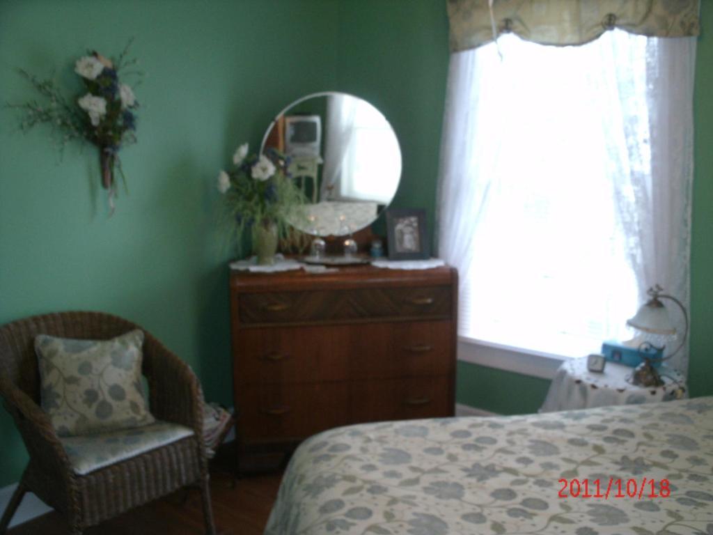 Ici Et Maintenant Bed and Breakfast Magog Værelse billede