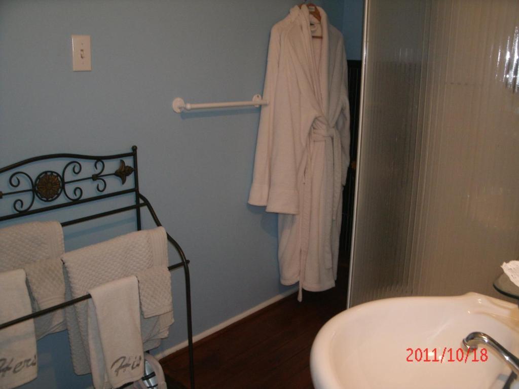 Ici Et Maintenant Bed and Breakfast Magog Værelse billede